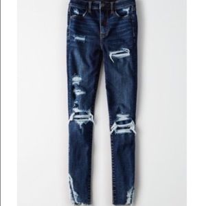 American Eagle Super Skinny High Rise Distressed Jegging